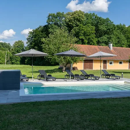 Apartmaji Ziva Lägenhet