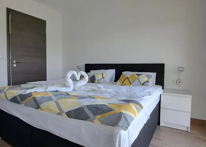 Apartmaji Ziva شقة غورنجا رادغونا