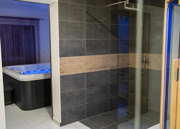 Apartmaji Ziva غورنجا رادغونا