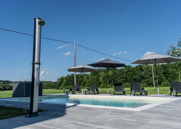 Apartmaji Ziva شقة *