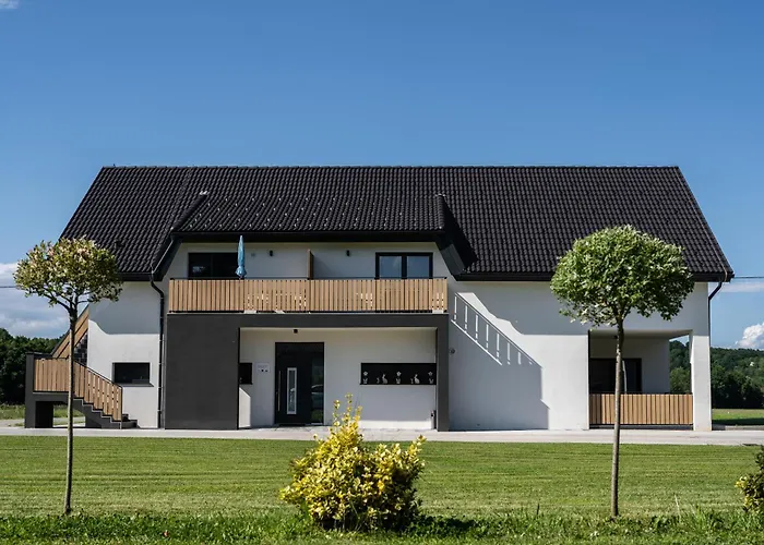 شقة Apartmaji Ziva غورنجا رادغونا